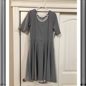 LuLaRoe Nicole Dress